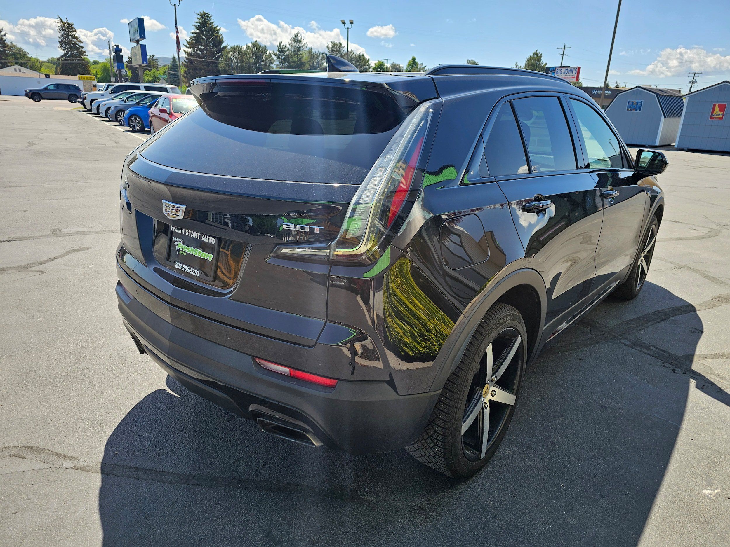 Used 2019 Cadillac XT4 Sport w/ Driver Awareness Package FWD image 7