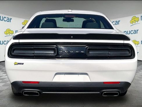 Used 2019 Dodge Challenger R/T Scat Pack RWD image 5