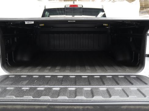 New 2026 RAM 1500 Laramie AWD/4WD image 8