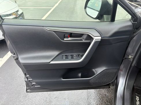 Used 2020 Toyota RAV4 XSE AWD/4WD image 20