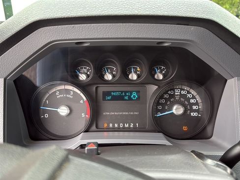 Used 2014 Ford F250 XLT w/ XLT Interior Package AWD/4WD image 8