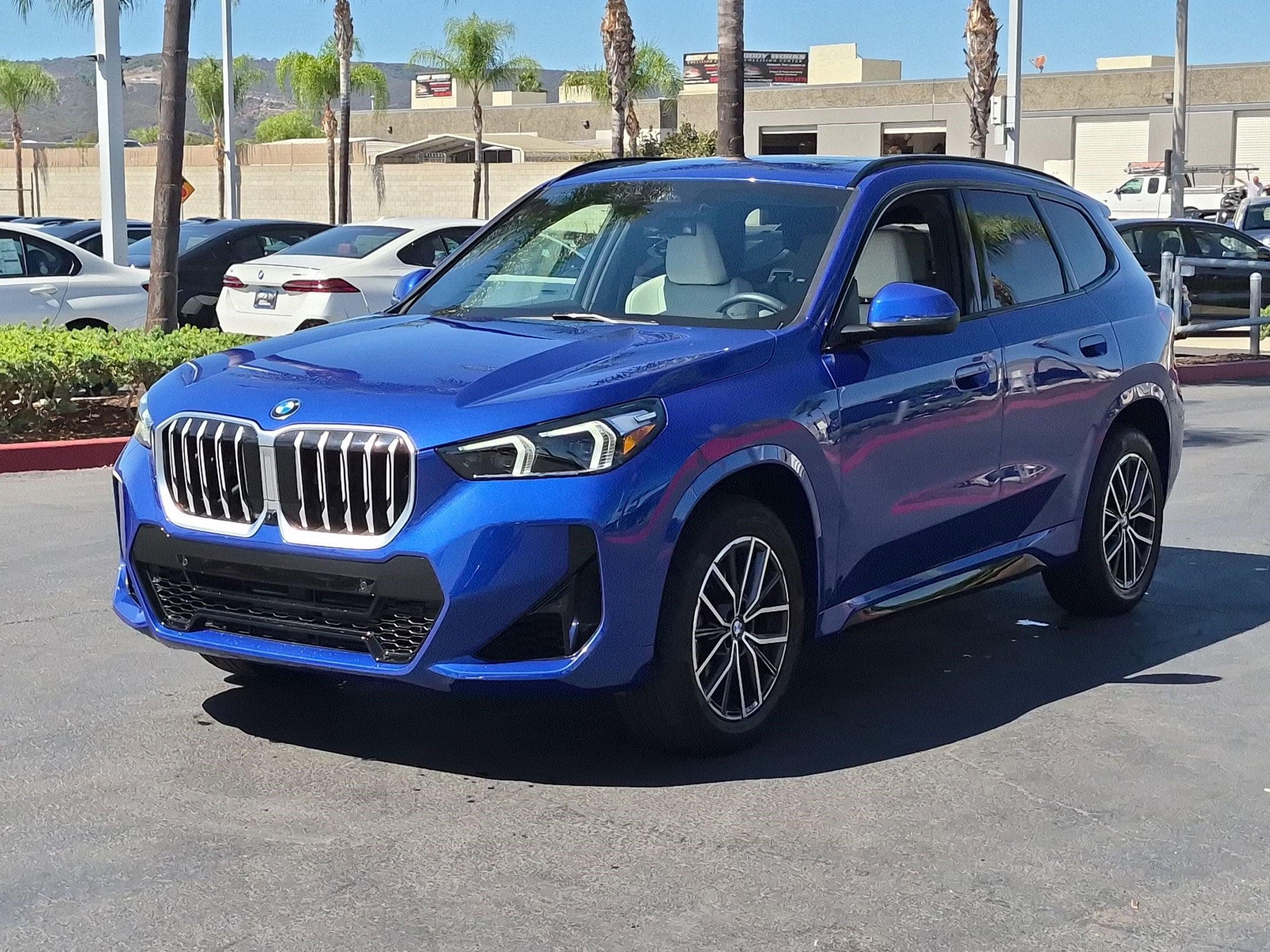 Used 2026 BMW X1 xDrive28i AWD/4WD image 5