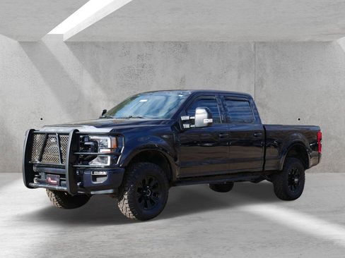 Certified 2022 Ford F250 Lariat w/ Tremor Off-Road Package AWD/4WD image 6