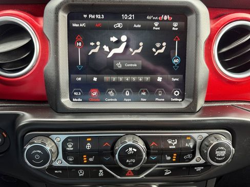 Certified 2021 Jeep Wrangler Unlimited Rubicon image 29