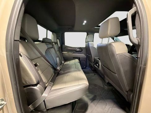 Used 2023 Chevrolet Silverado 1500 ZR2 w/ Technology Package image 23