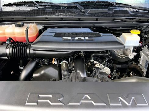 Used 2022 RAM 1500 Limited AWD/4WD image 31