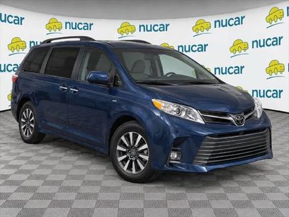 Certified 2020 Toyota Sienna XLE Premium w/ Carpet Mat Package