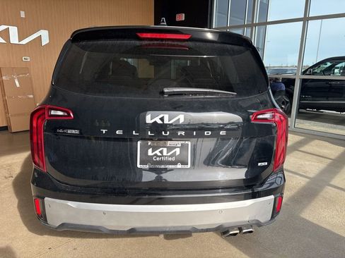 Certified 2023 Kia Telluride S w/ S Sunroof Package AWD/4WD image 11