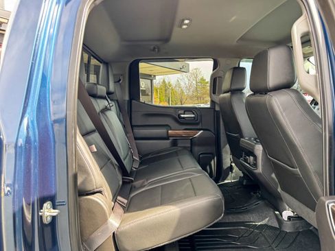 Used 2019 Chevrolet Silverado 1500 LT Trail Boss AWD/4WD image 15
