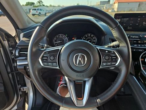 Used 2024 Acura RDX SH-AWD image 14