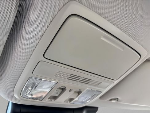 Certified 2022 Honda Accord EX-L image 37