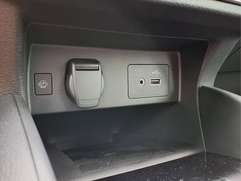 New 2025 Nissan Versa SV w/ Trunk Package image 17