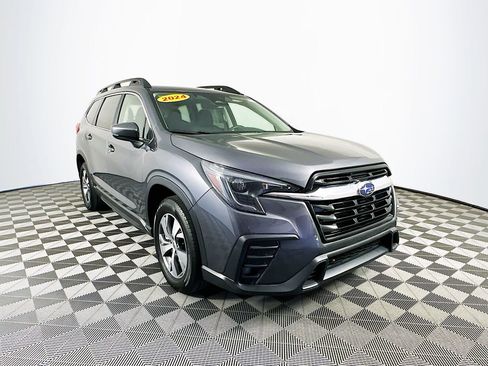 Certified 2024 Subaru Ascent Premium w/ Convenience Package image 2