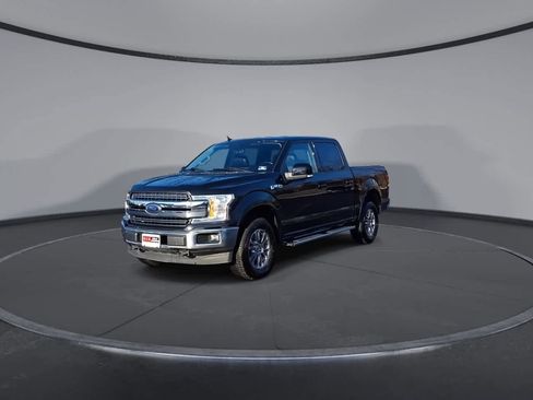 Used 2019 Ford F150 Lariat w/ Trailer Tow Package image 3
