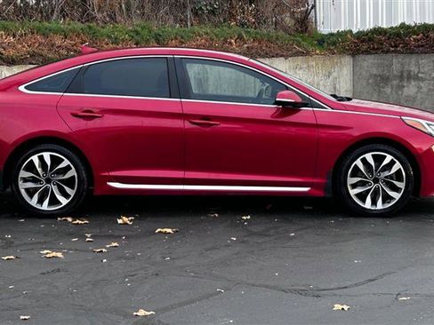 Used 2017 Hyundai Sonata Sport 2.0T image 7