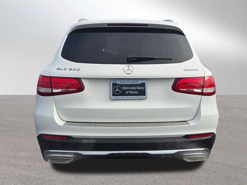 Used 2019 Mercedes-Benz GLC 300 4MATIC image 4
