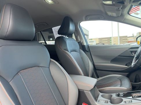 Used 2025 Subaru Crosstrek 2.5i Limited w/ Crosstrek Mirror Package image 5