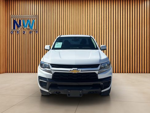 Used 2021 Chevrolet Colorado LT AWD/4WD image 33