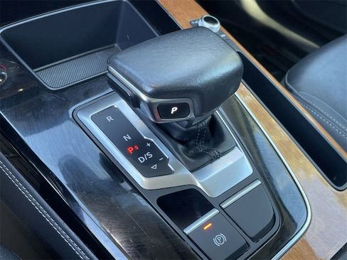 Used 2021 Audi Q5 2.0T Premium Plus image 24