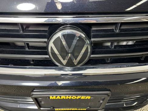 Used 2024 Volkswagen Tiguan SE R-Line image 9