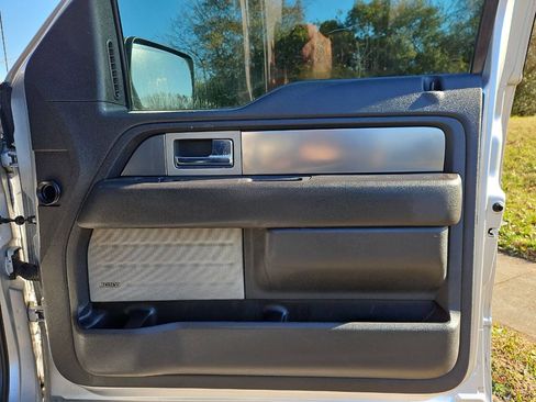 Used 2014 Ford F150 Raptor w/ Equipment Group 801A Luxury image 20