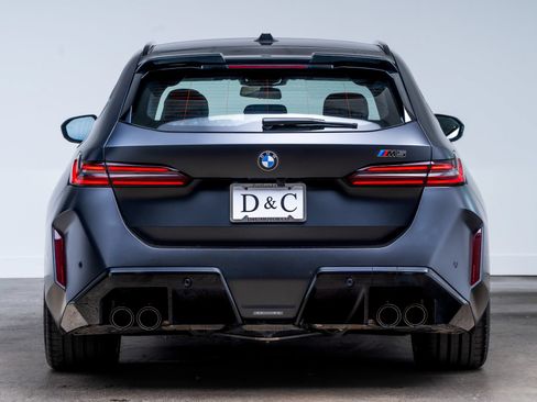 Used 2025 BMW M5 Touring AWD/4WD image 5