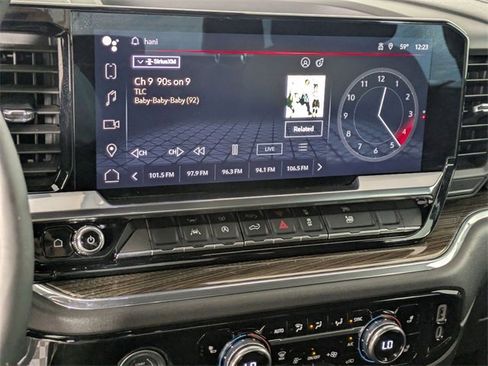 Used 2024 GMC Sierra 1500 Elevation image 19