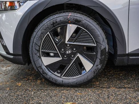 New 2026 Hyundai Ioniq 5 SEL image 4