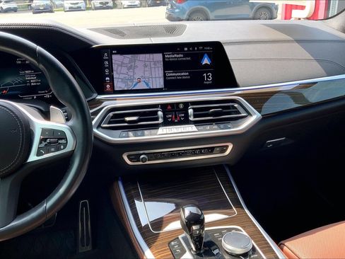 Used 2023 BMW X5 xDrive40i w/ M Sport Package AWD/4WD image 6