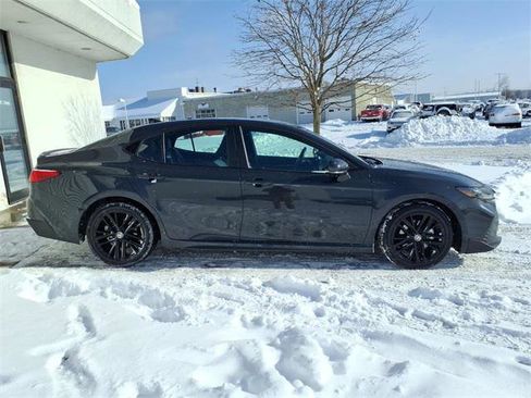 Certified 2025 Toyota Camry SE image 21