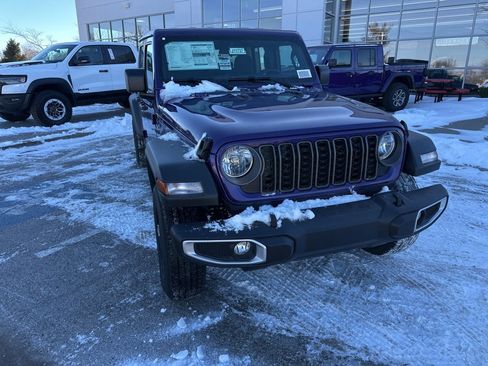 New 2026 Jeep Gladiator Sport image 8