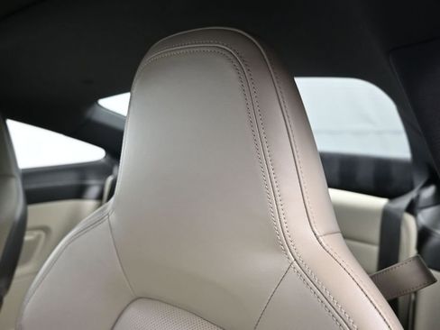 Certified 2020 Porsche 911 Carrera 4S AWD/4WD image 17
