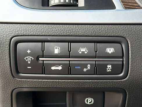 Used 2016 Hyundai Genesis 3.8 w/ Option Group 03 image 32