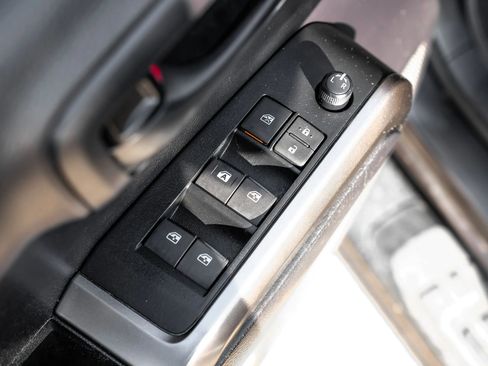 Used 2020 Toyota Tacoma SR5 image 53