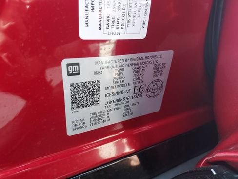 Used 2024 GMC Acadia Denali w/ LPO, Floor Liner Package AWD/4WD image 35