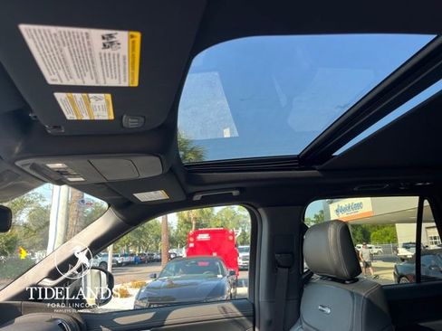 New 2025 Ford Expedition Platinum w/ Stealth Appearance Package image 26