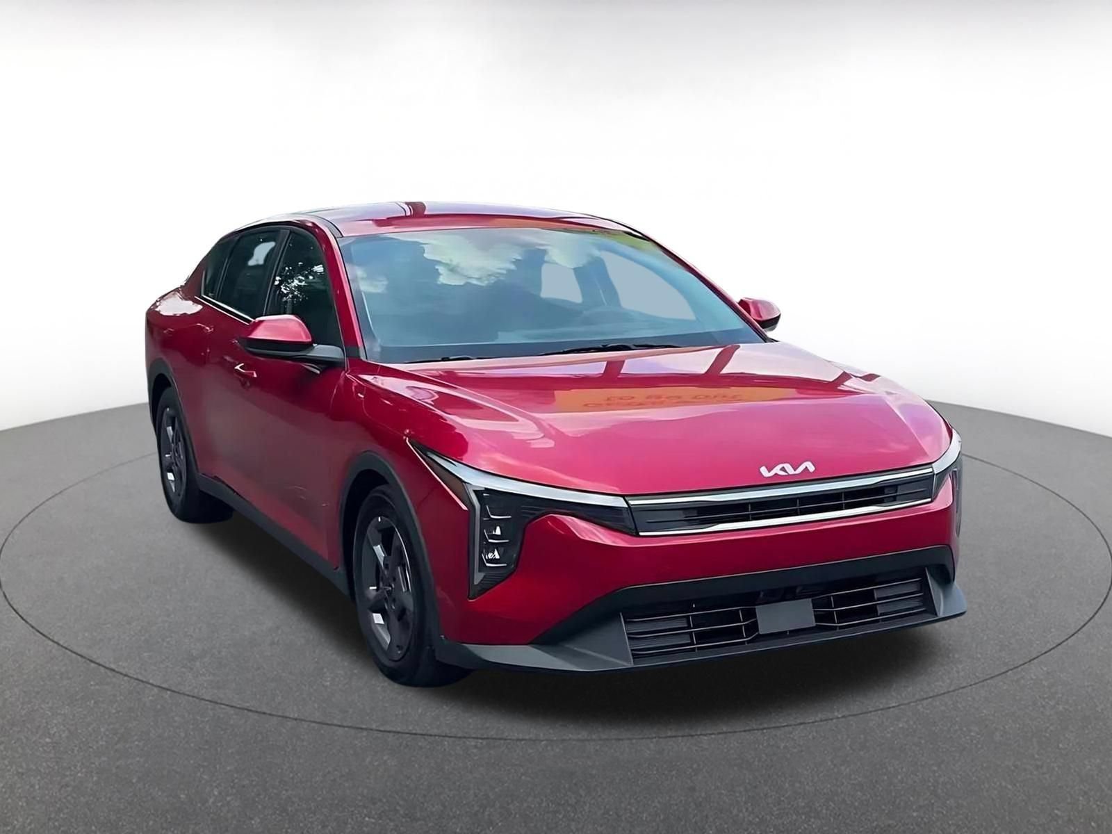 Used 2025 Kia K4 FWD image 3