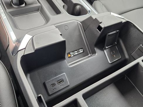 New 2026 GMC Sierra 1500 SLT w/ SLT Premium Plus Package image 33