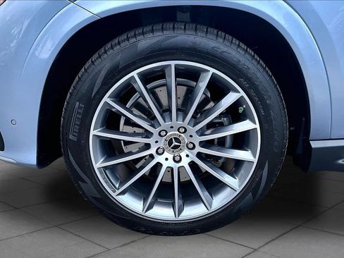 Used 2025 Mercedes-Benz GLE 450e 4MATIC image 11