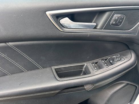 Used 2022 Ford Edge ST w/ Equipment Group 401A image 10