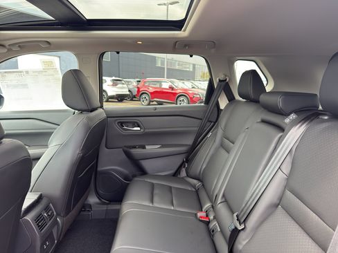 New 2026 Nissan Rogue SV w/ SV Premium Package image 33