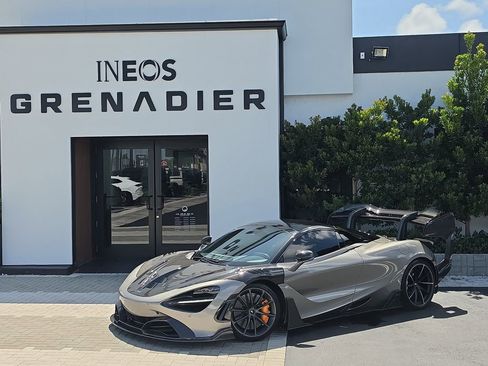 Used 2020 McLaren 720S Performance RWD image 1