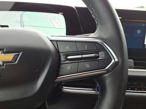 Used 2026 Chevrolet Equinox LT w/ Convenience Package II FWD image 15