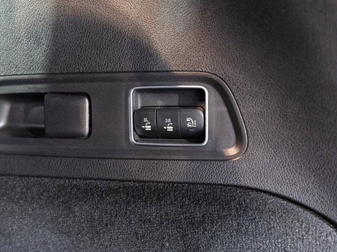 Used 2024 Mercedes-Benz GLS 63 AMG 4MATIC image 36