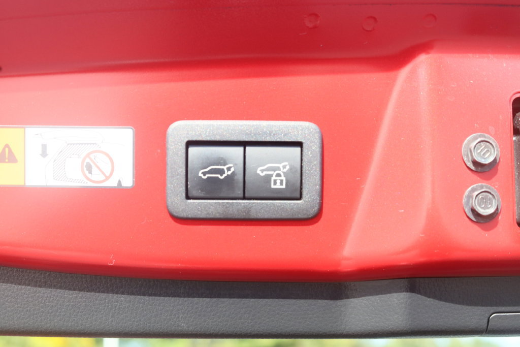 Used 2023 Toyota Prius Limited w/ Limited Premium Package AWD/4WD image 33