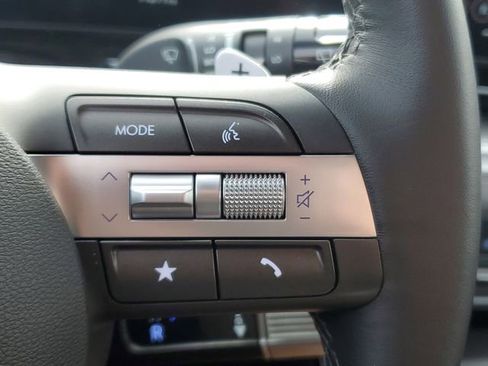 Used 2025 Hyundai Kona SEL image 23