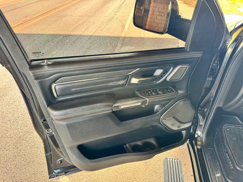 Used 2019 RAM 1500 Limited AWD/4WD image 11