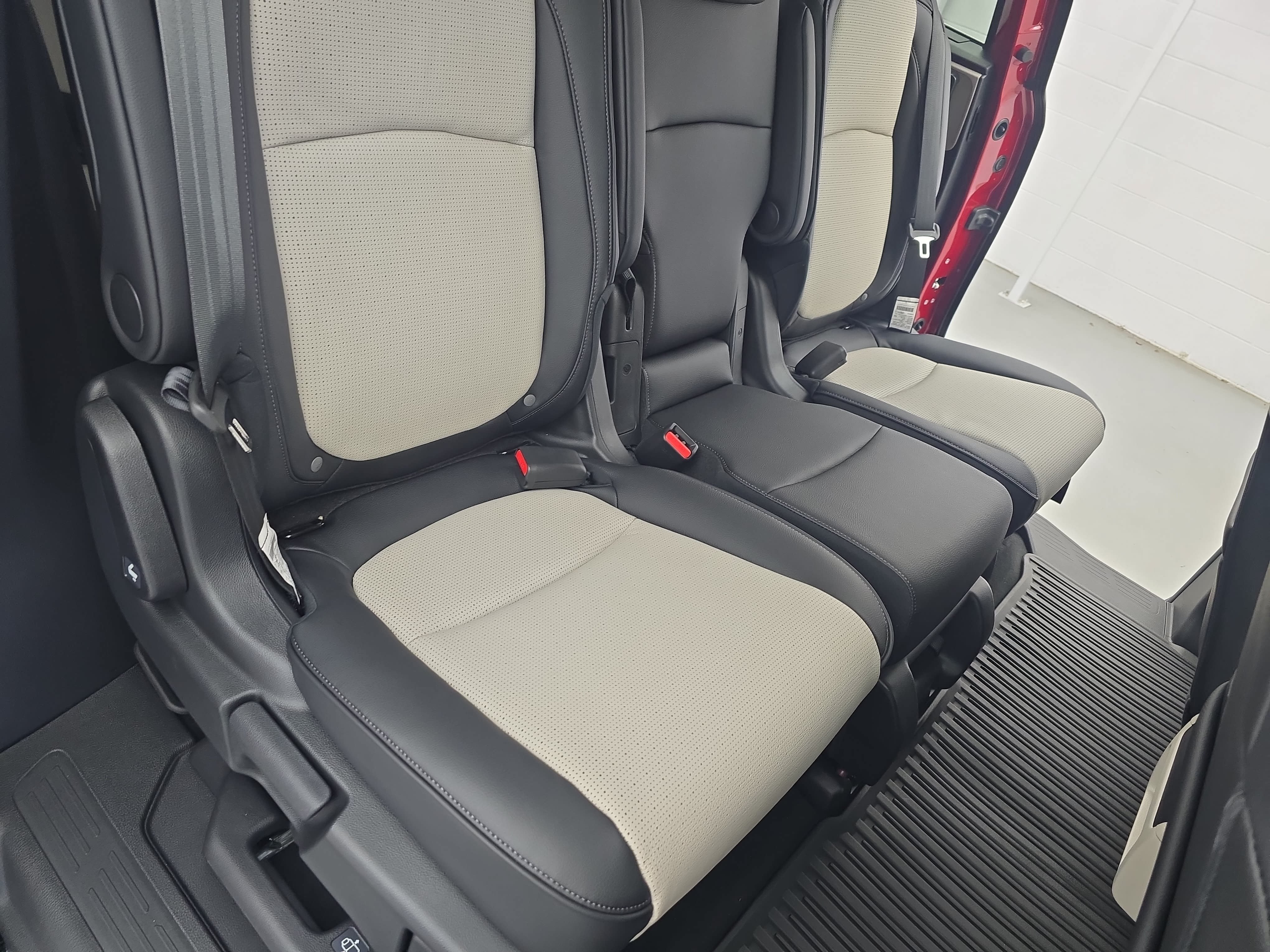New 2027 Honda Odyssey Elite image 10