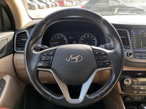 Used 2017 Hyundai Tucson SE Plus image 10
