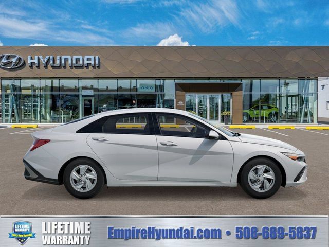 New 2026 Hyundai Elantra SE FWD image 7